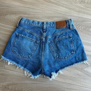 VTG booty Country Levis denim jean Women's Blue short Shorts
